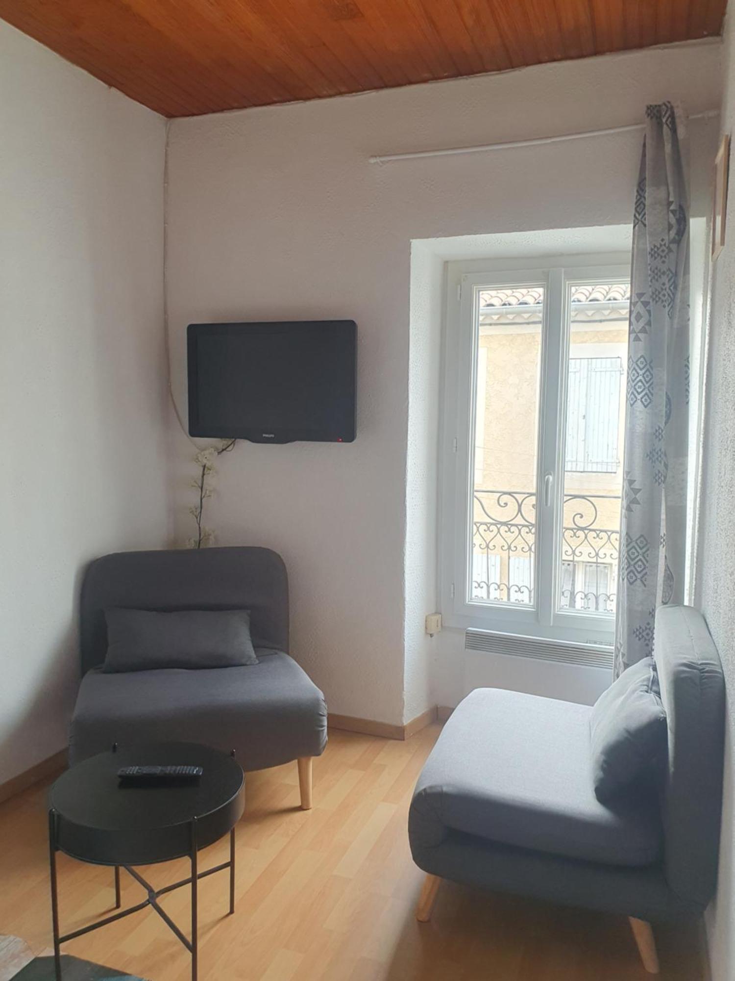 Appartement Meuble Centre Ville Nyons Bagian luar foto